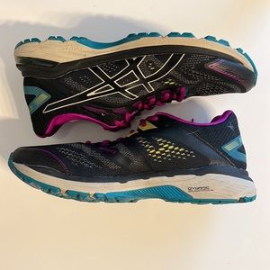 GT 2000-7 Trail Running Shoes